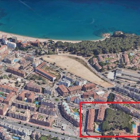 Apartamento Loft, 滨海略雷特 外观 照片