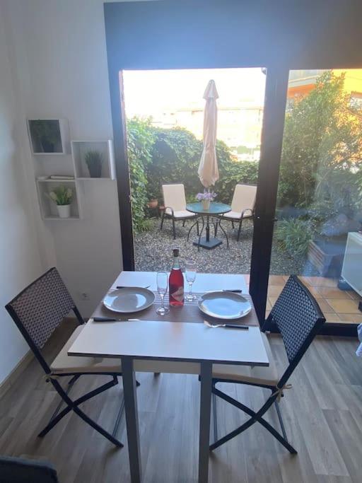 Apartamento Loft, 滨海略雷特 外观 照片