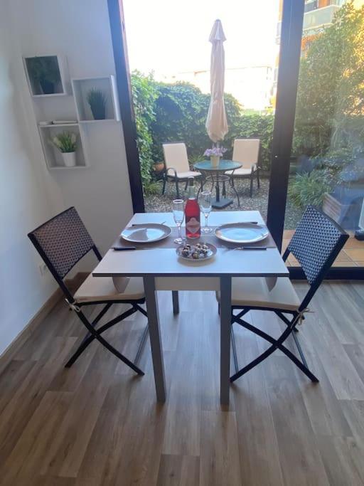 Apartamento Loft, 滨海略雷特 外观 照片