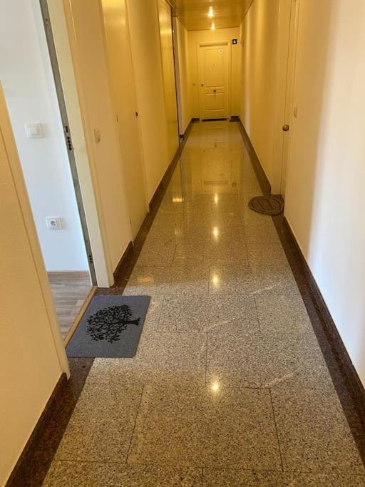 Apartamento Loft, 滨海略雷特 外观 照片