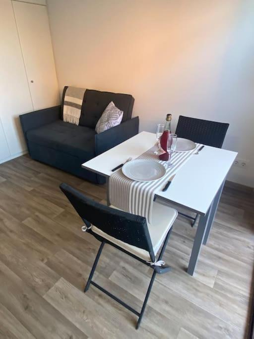 Apartamento Loft, 滨海略雷特 外观 照片